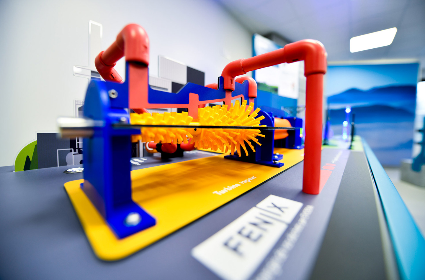 Eliquo - Design d'Espace - Projet Feniix - Conception et réalisation d'un parcours pédagogique composé d’ateliers, maquettes et motion design