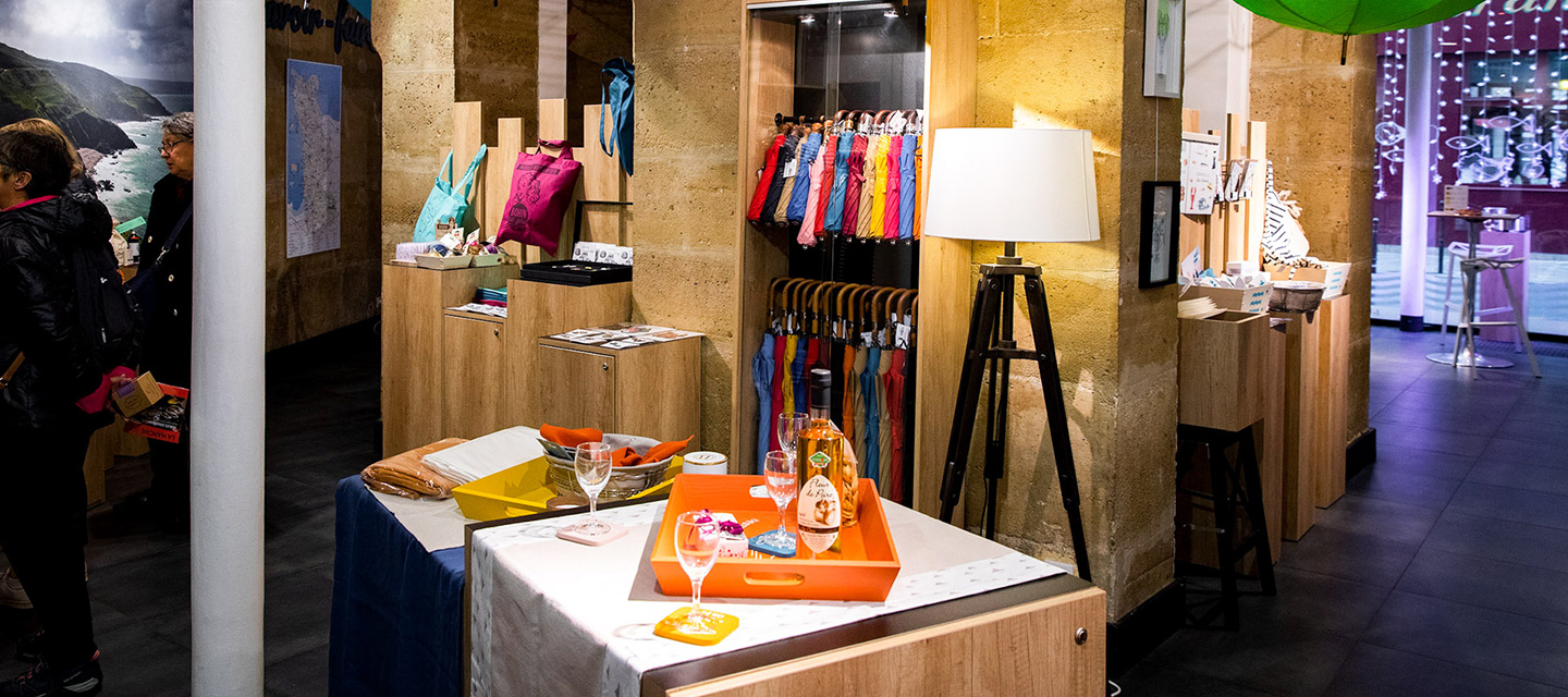 Eliquo - Design d'Espace - Projet Manche - aménagement du pop-up store « L’ATTITUDE MANCHE », rue des Halles à Paris